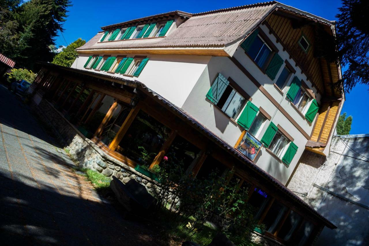 Hostel De La Plaza Amalia San Carlos de Bariloche Exterior photo